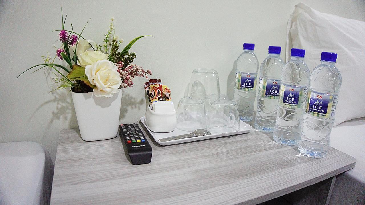 Milvus Hotel Kuah Exterior photo
