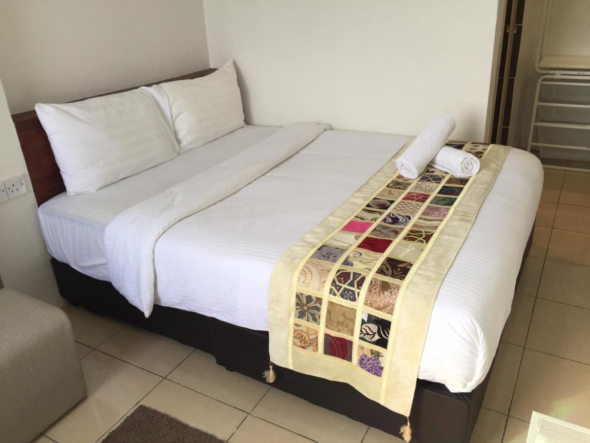 Milvus Hotel Kuah Exterior photo